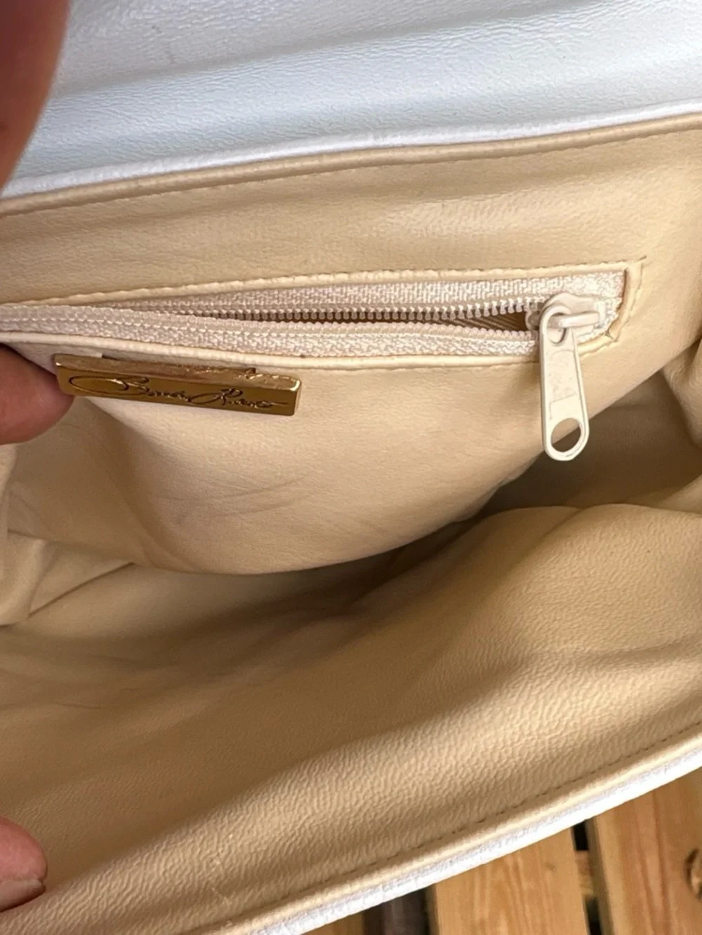 Vintage Sondra Roberto crossbody bag Leather